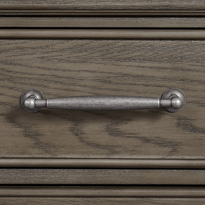 Kings Court 10-Drawer Dresser