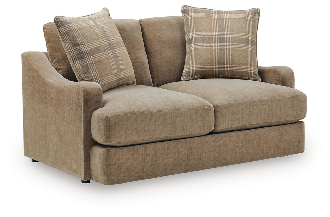 ChloeeAnne - Loveseat - Honey