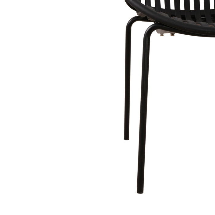 Stackable Outdoor Chairs With Breathable Plastic Backrest (Set of 2)