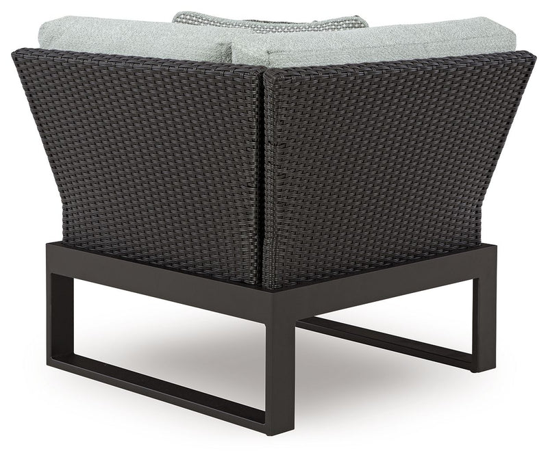 Beachloft - 5-Piece Outdoor Sectional - Black / Gray
