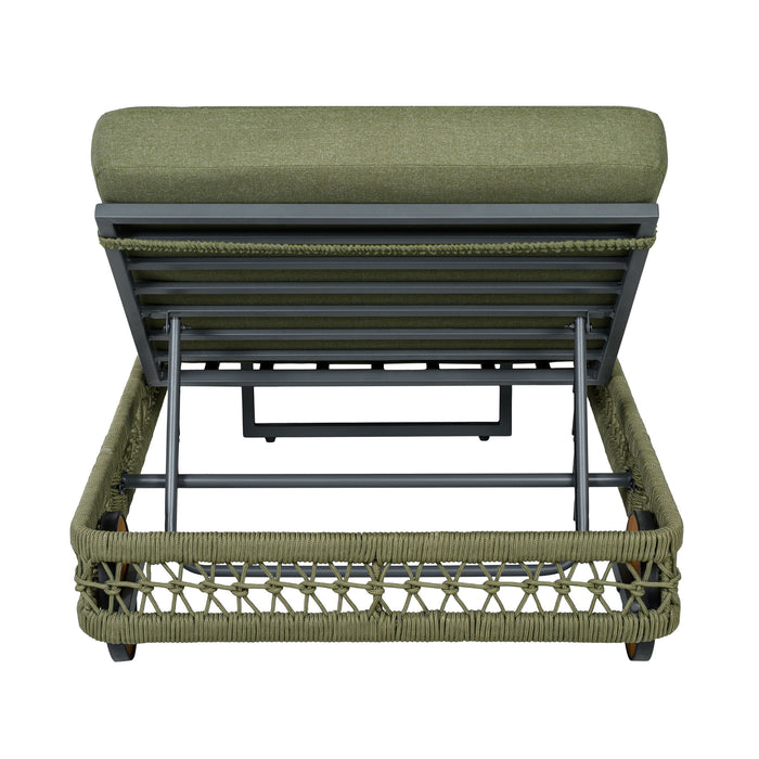 Outdoor Chaise Lounge With Wheels, 5 Position Adjustable Backrest