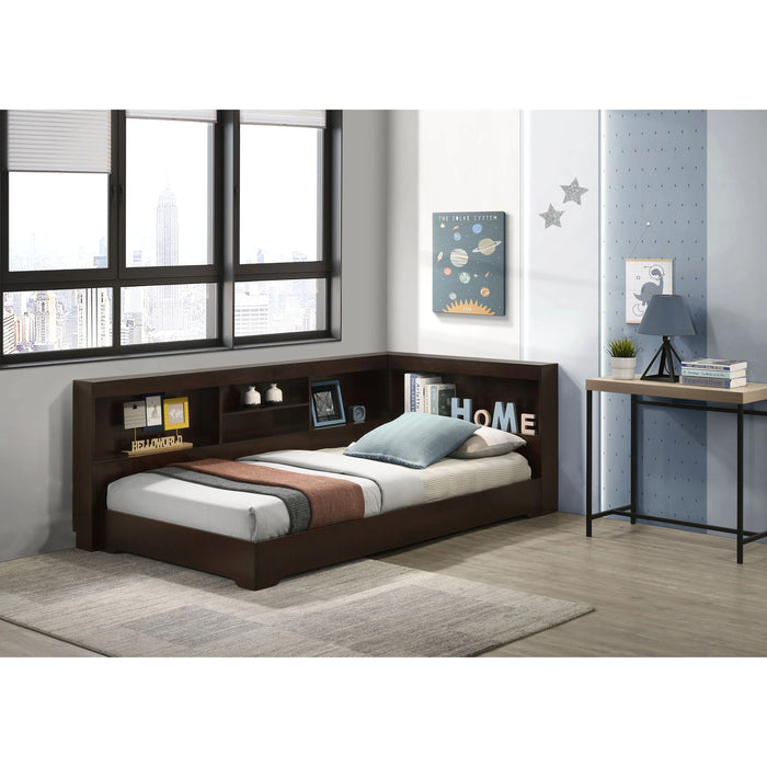 Sami Corner Bed