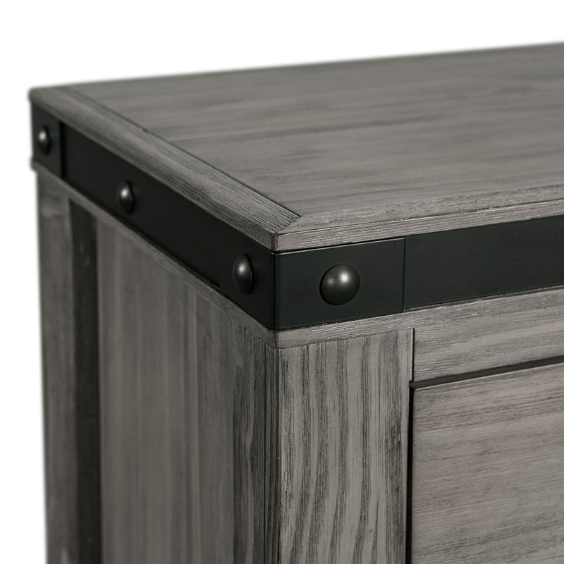 Wade - 7-Drawer Dresser