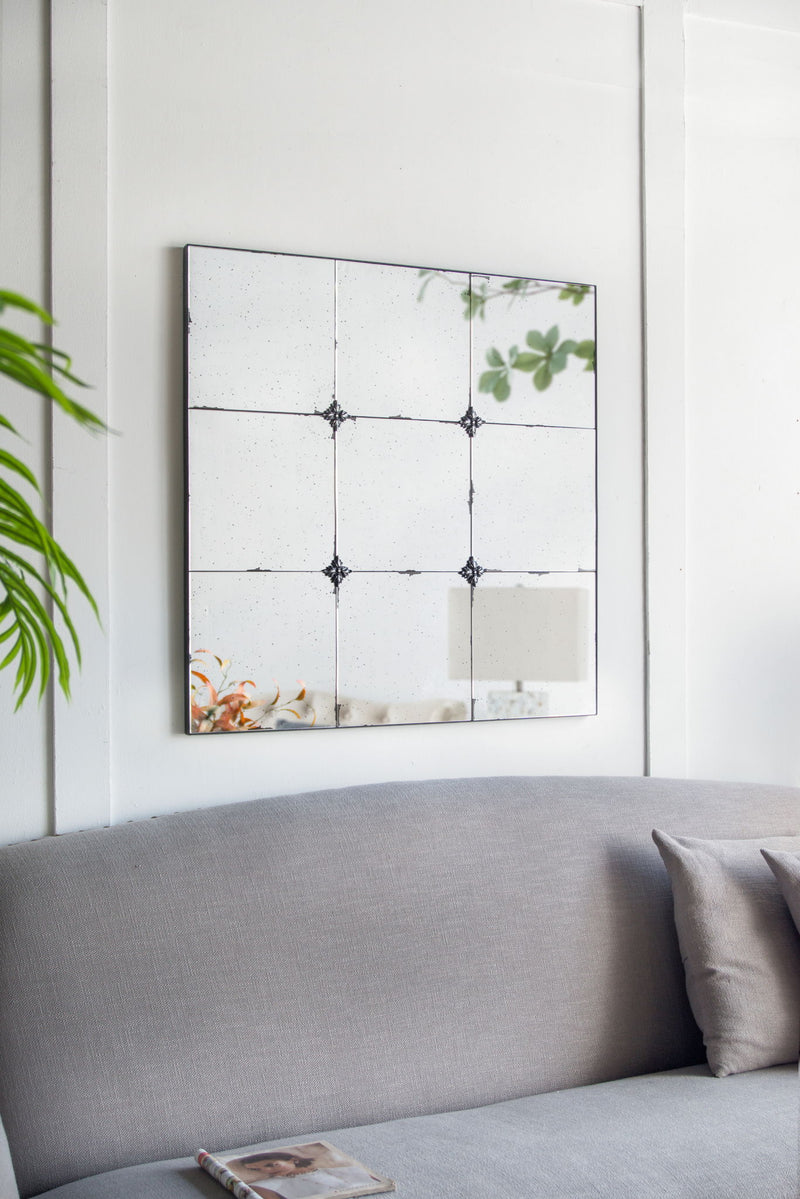 Traditional Decor Style Antique Glass Panel Mirror, Wall Mirror For Bathroom Entryway Console Lean Against Wall