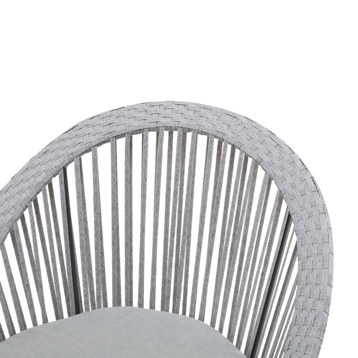 Modern Swivel Wicker Lounge Chair With Round Design