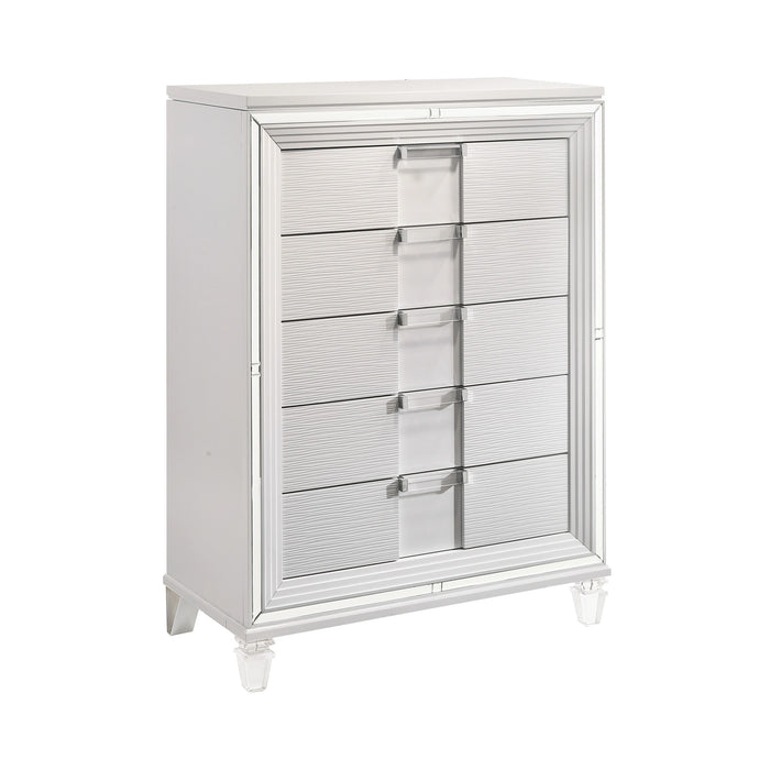Twenty Nine Storage Bedroom Set in White