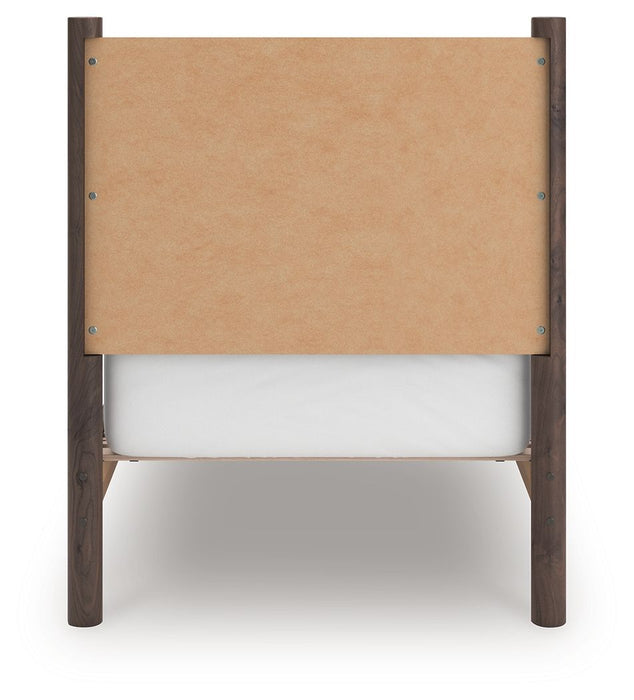 Pamytta - Panel Platform Bed