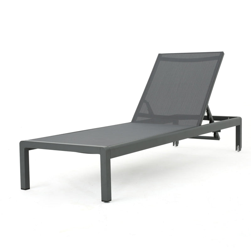 Outdoor Patio Chaise Lounge With 5 Reclining Positions