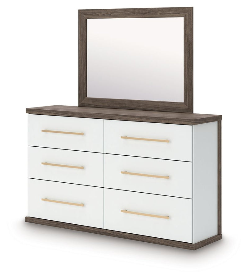 Kendanport - Six Drawer Dresser