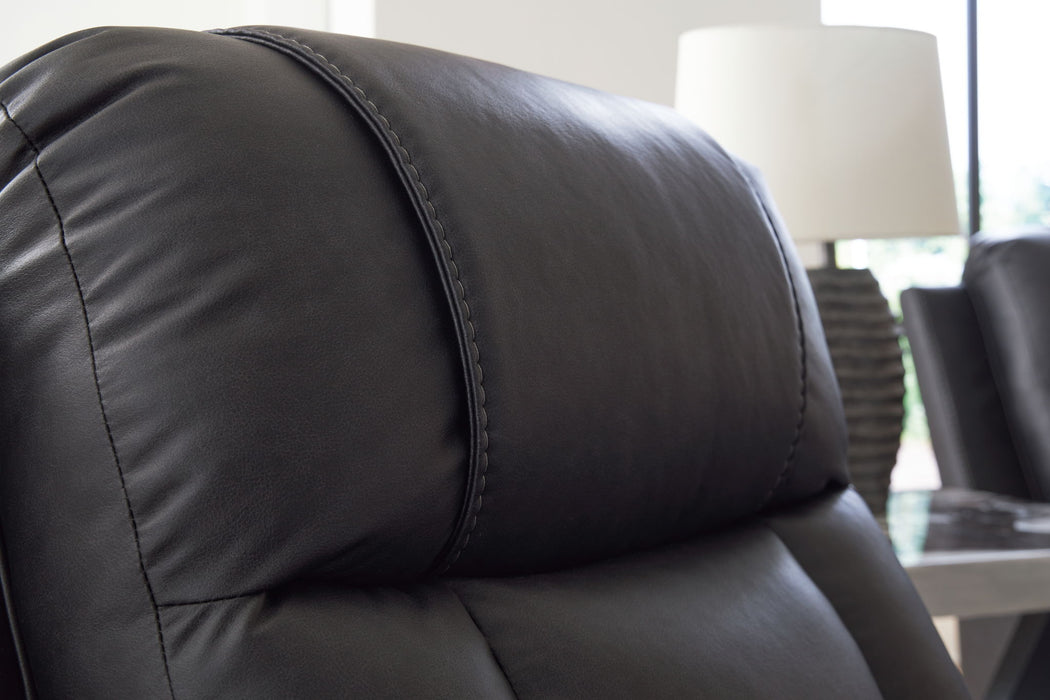 Mackmenville - Double Reclining Loveseat With Console