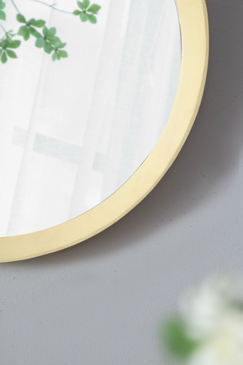 Transitional Decor Style Wall Mirror Decor With Frame For Bathroom