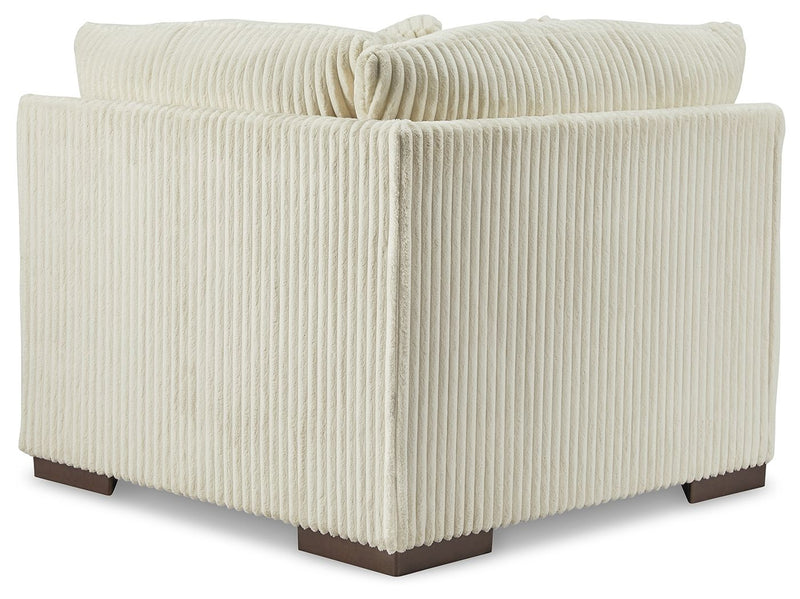 Lindyn - 4 Piece Sectional
