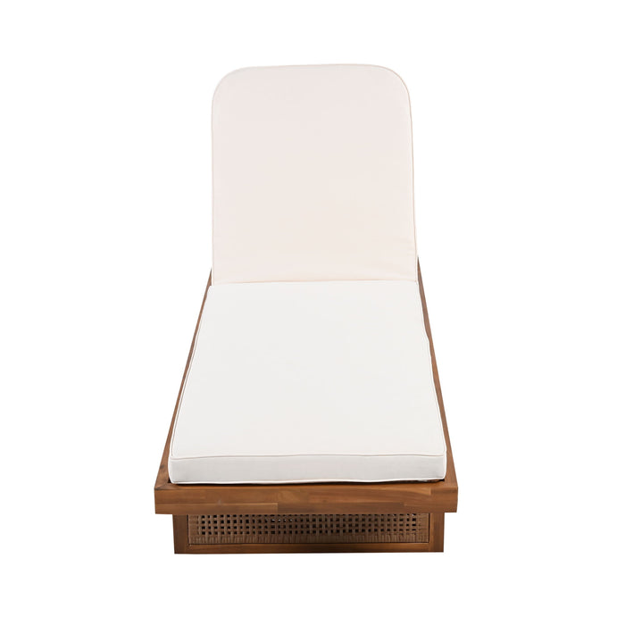 Outdoor Lounge Chair With Frame