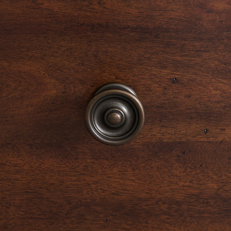 Phillipe - 8-Drawer Dresser