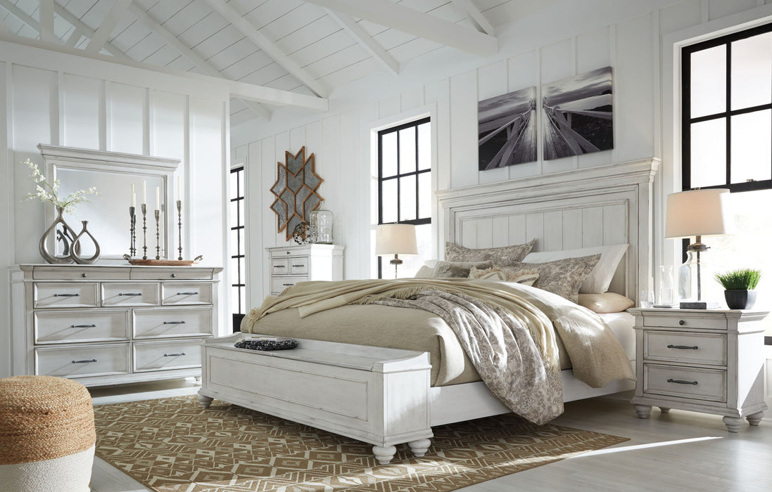 Kanwyn - Panel Bed