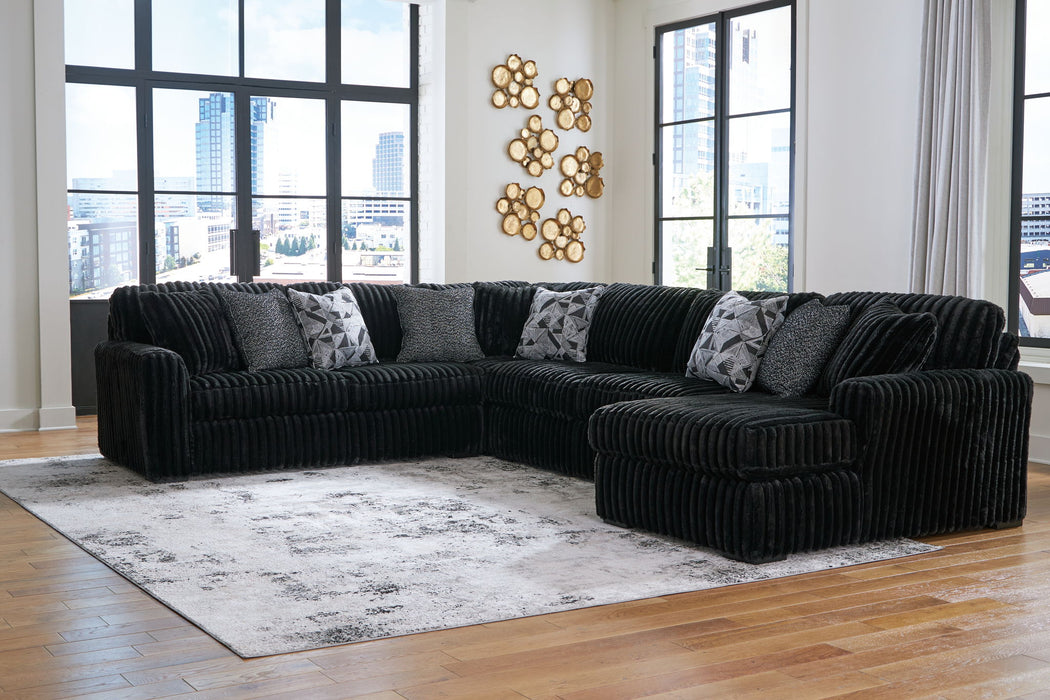 Midnight-Madness - Sectional - Onyx