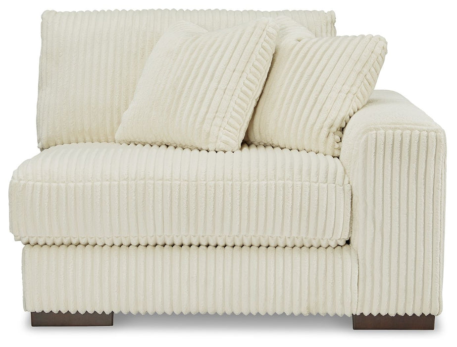 Lindyn - 6 Piece Sectional
