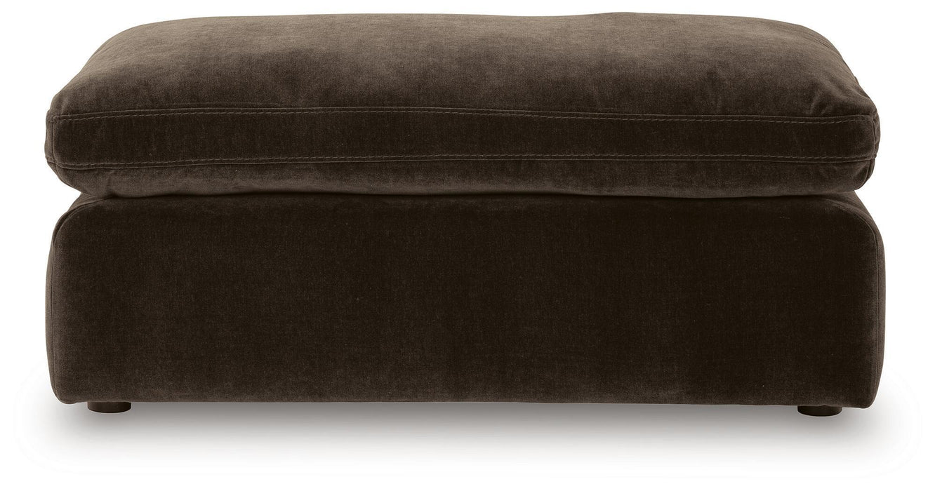 Maxton Heights - Ottoman