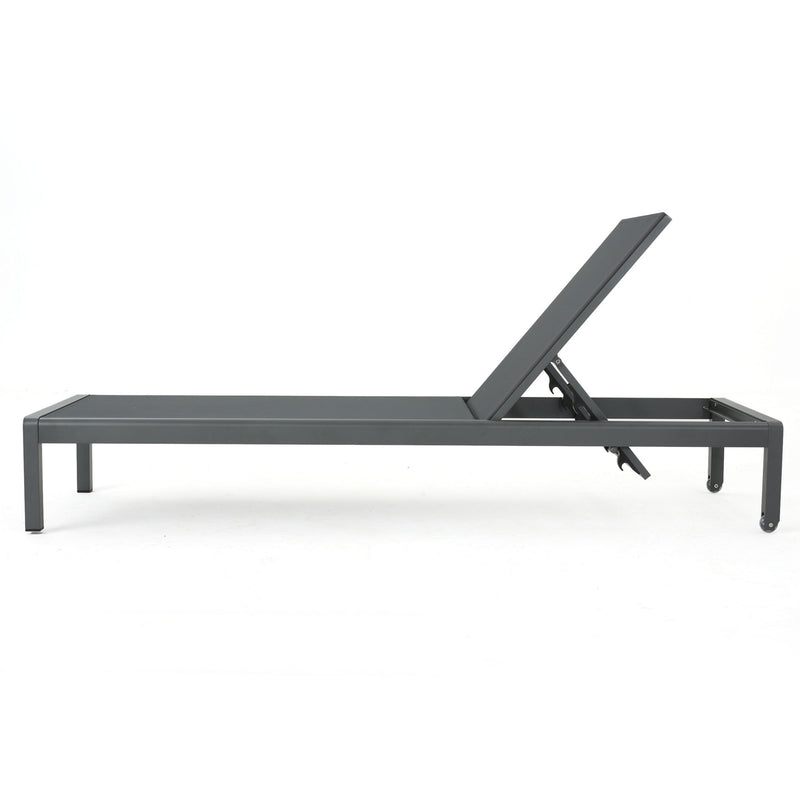 Outdoor Patio Chaise Lounge With 5 Reclining Positions