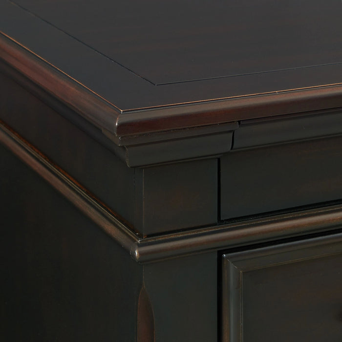 Slater Chest