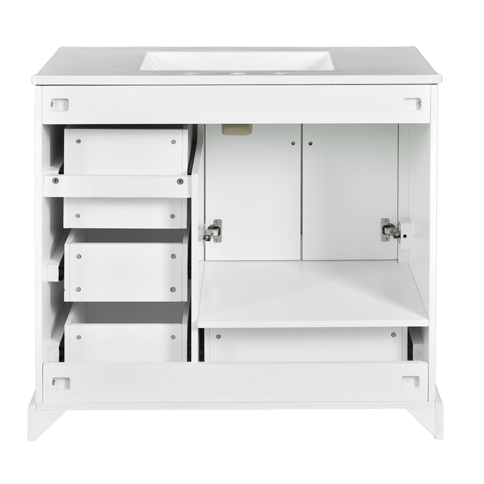 Traditional Bathroom Vanity With Soft Close Doors And Drawers