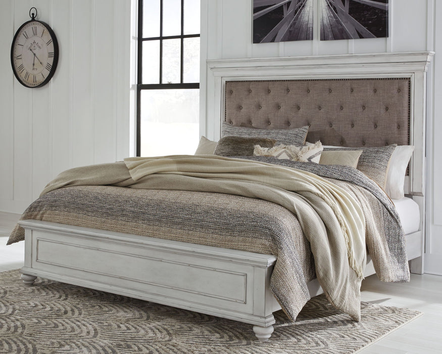 Kanwyn - Upholstered Panel Bed