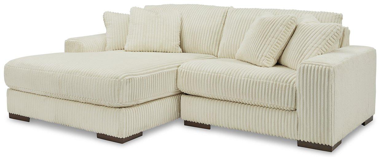 Lindyn Living Room Set