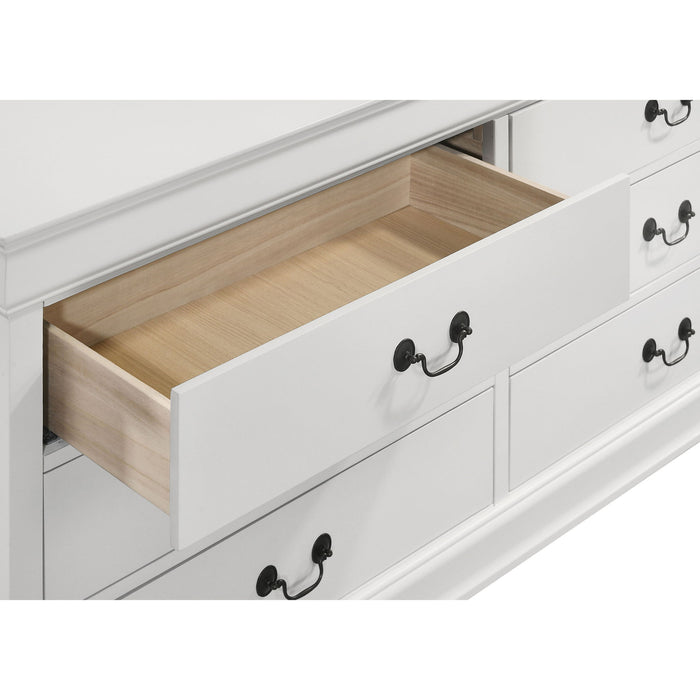 Bedroom Set With Curved Details