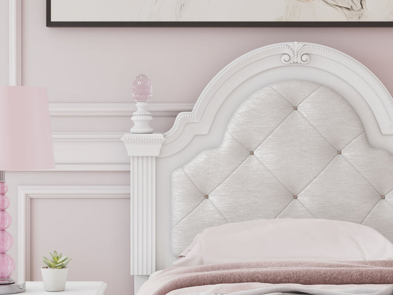 Kozlani - Upholstered Panel Bed