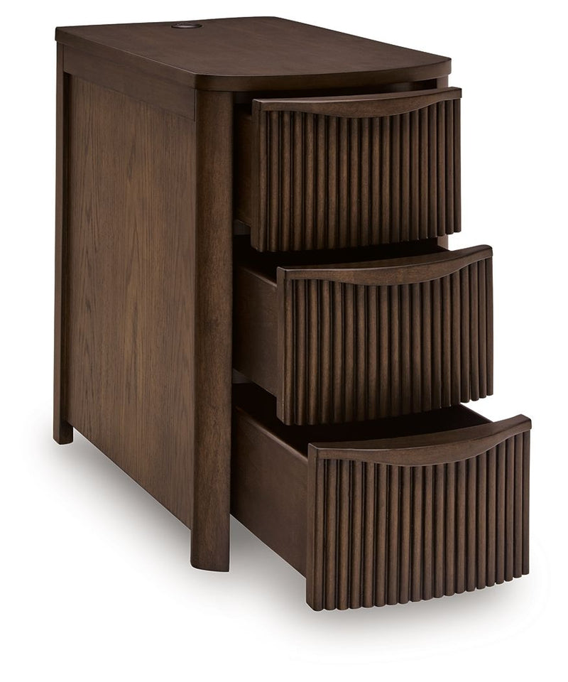 Camdill - Chair Side End Table