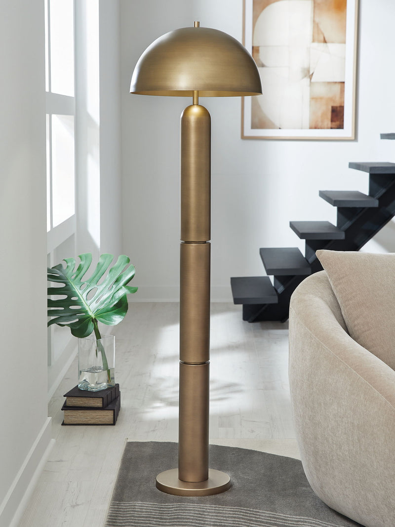 Wendfield - Metal Lamp