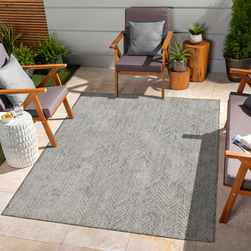 Sunshine - 5'3" X 7'3" Indoor, Outdoor Area Rug - Silver