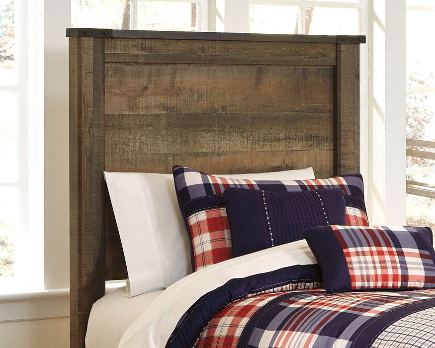 Trinell - Panel Bed