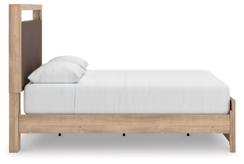 Kinlanni - Upholstered Platform Bed