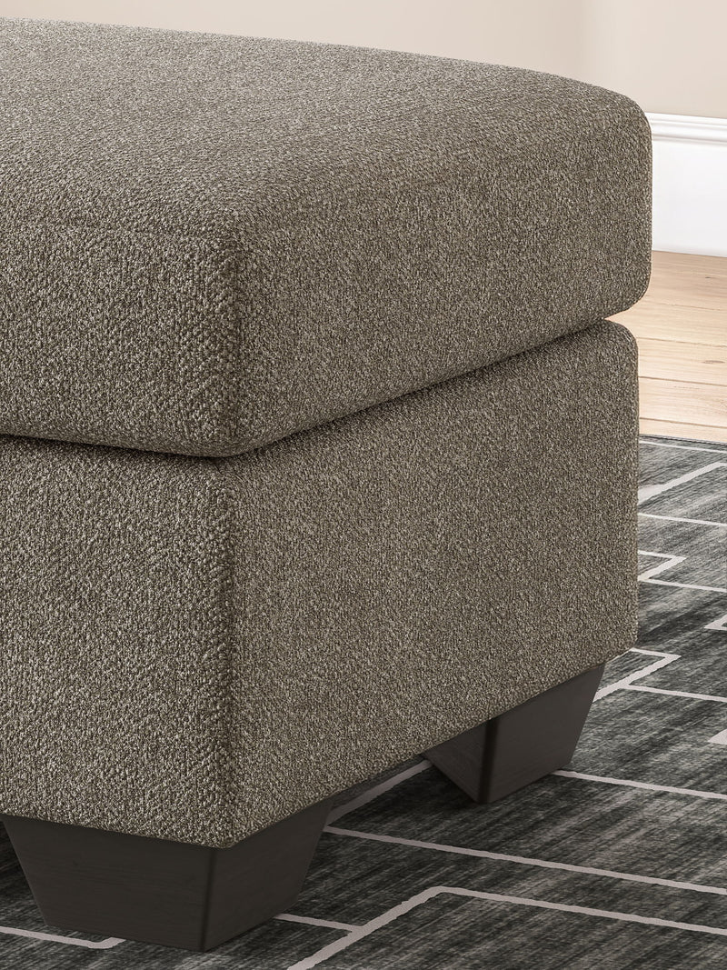 Triston-Peaks - Ottoman - Suede