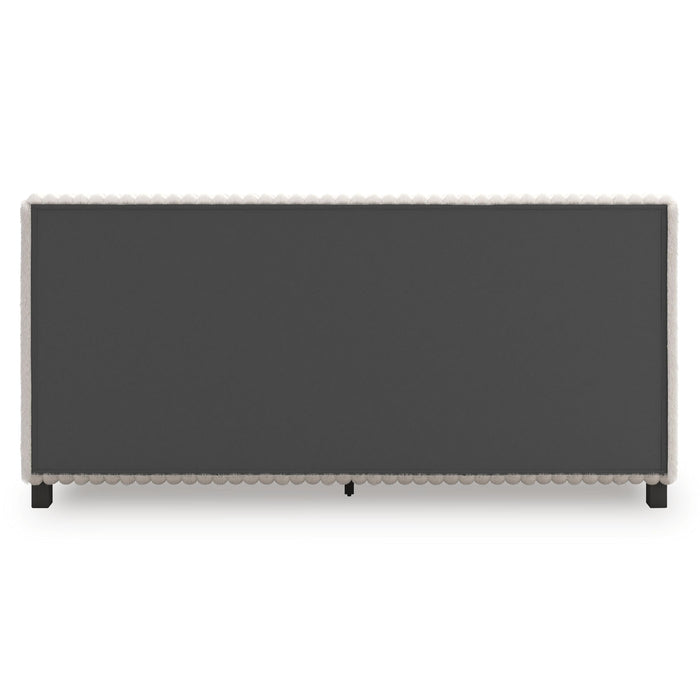 Zuraleus - Upholstered Bed
