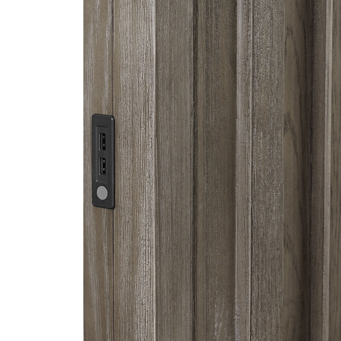 Kings Court - Storage Bedroom Set