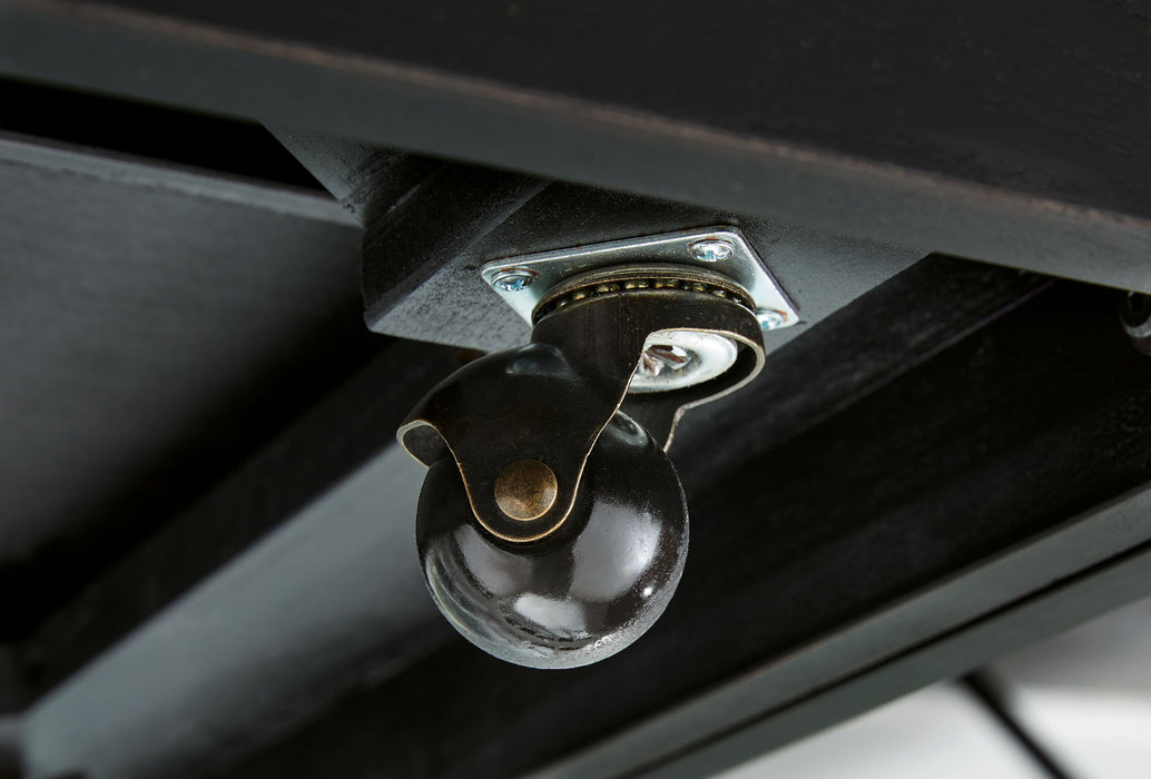 Winbardi - Oval Cocktail Table - Black