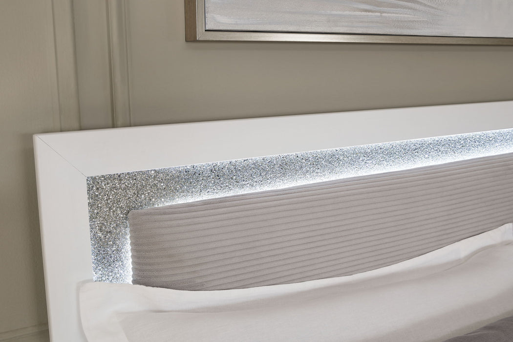 Maeling - Upholstered Panel Bed