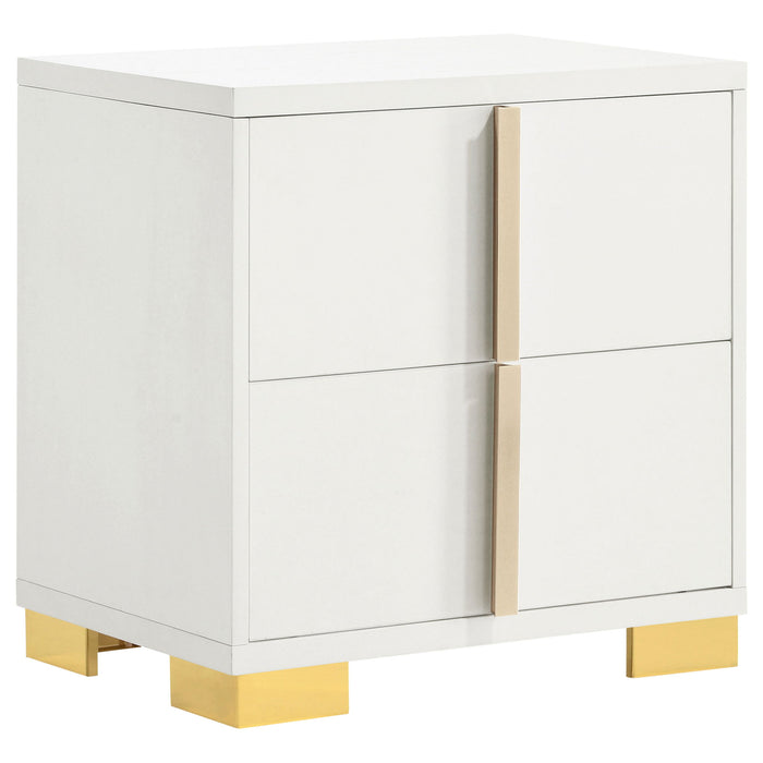 Bedroom Set With Accents