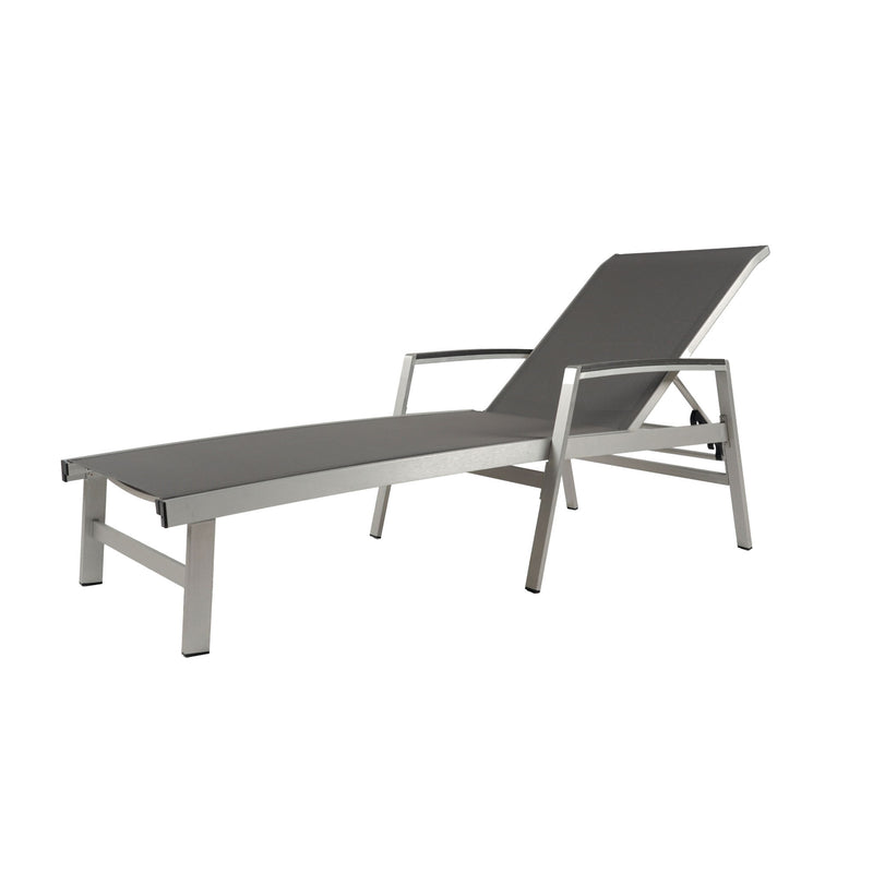 Oaxton - Chaise Lounge