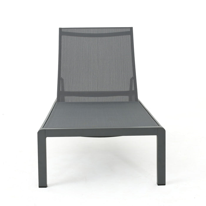 Outdoor Patio Chaise Lounge With 5 Reclining Positions
