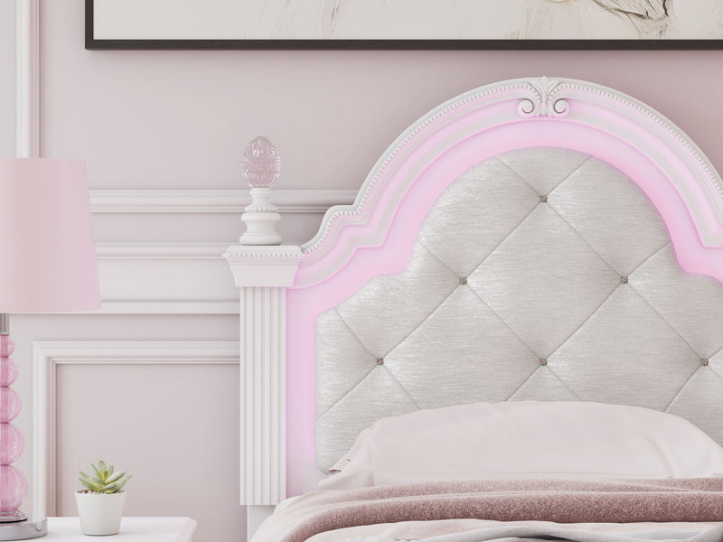 Kozlani - Upholstered Panel Bed