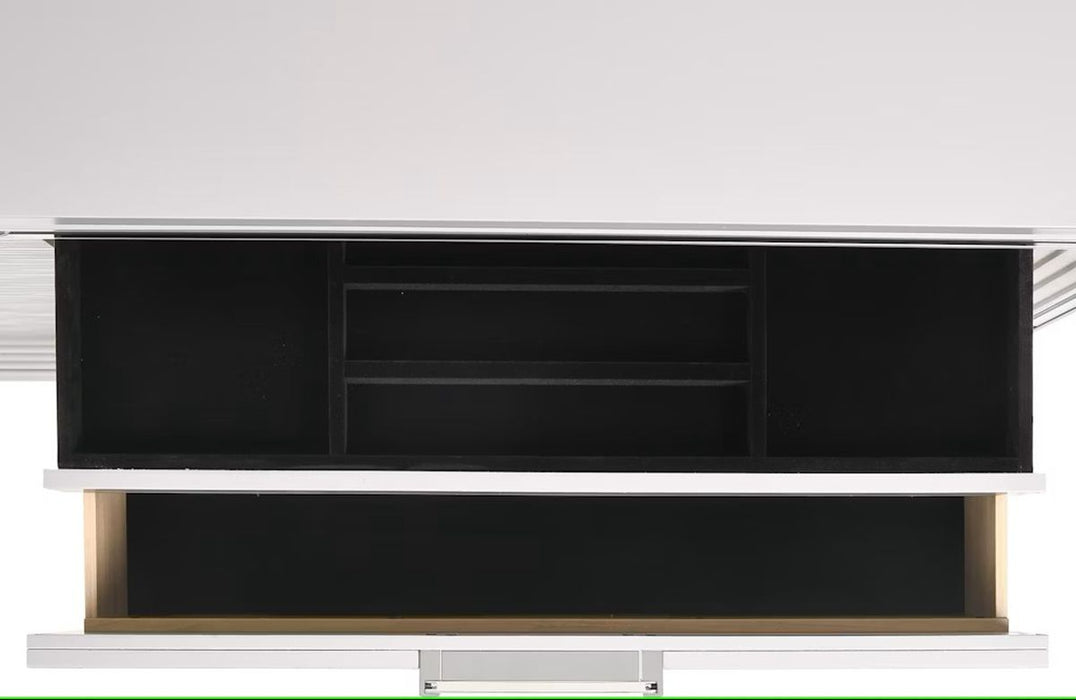 Elements International Twenty Nine Chest in White